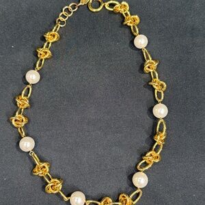 Elegant Ropes & Lariats Gold and Pearl Necklace